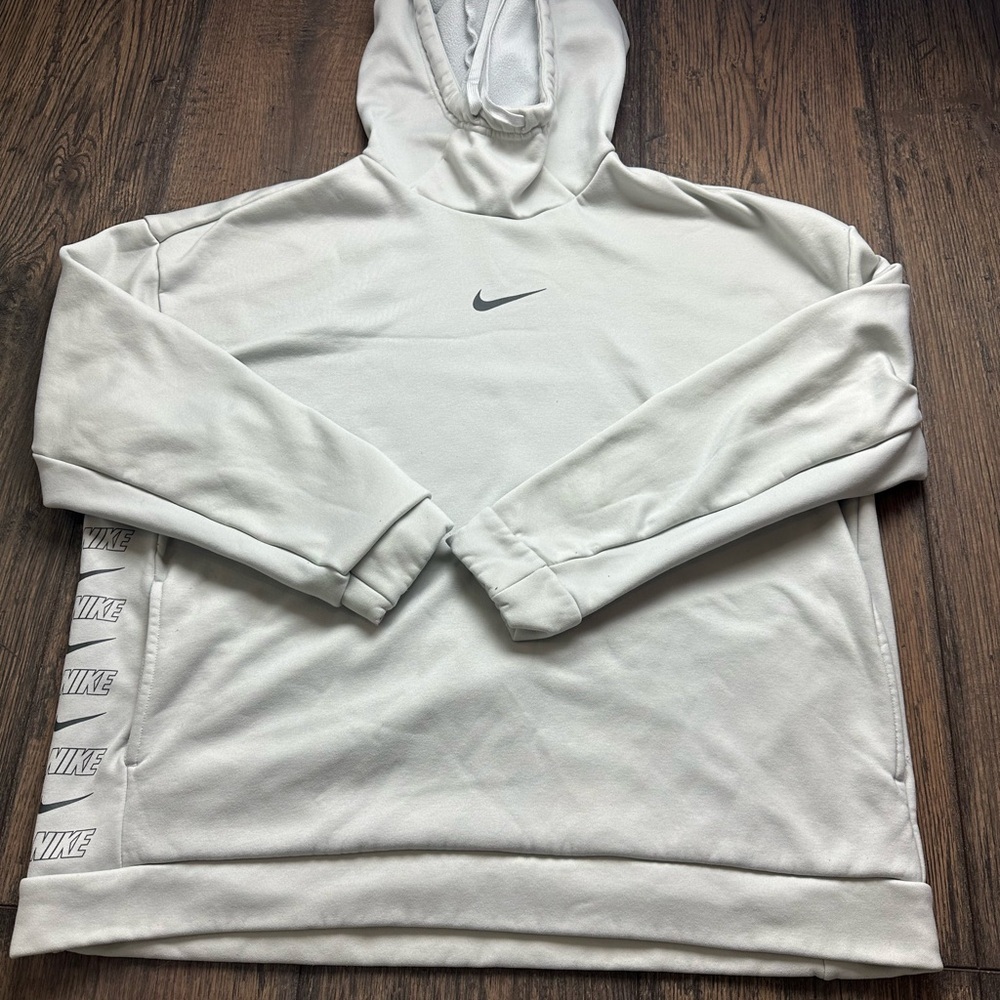 Nike Men's Light Gray Hoodie
